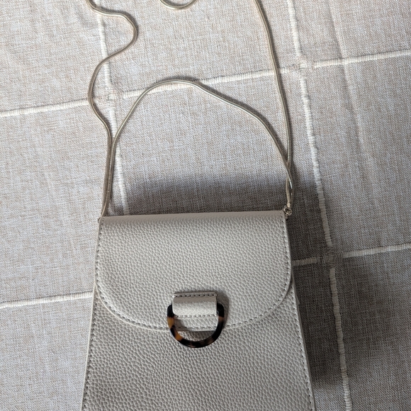 Banana Republic Factory Handbags - NWT Banana Republic Tortoise Ring Crossbody